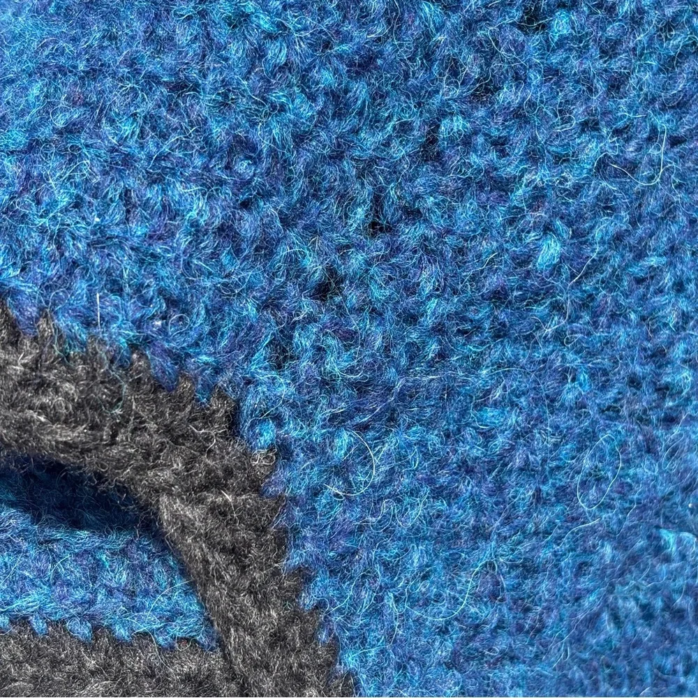 Starburst Crochet Round Blanket in Forest Green, Teal & Deep Blue